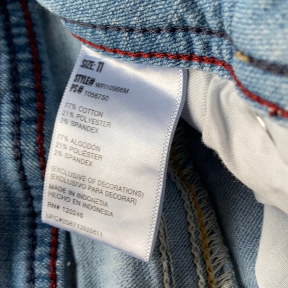 Jeans - Picture 7 of 7